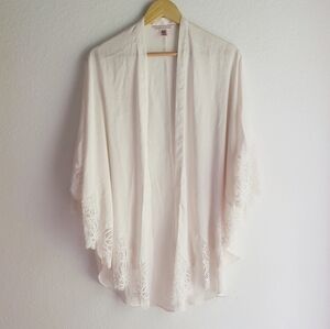 Victorias Secret Lace Satin Pearly White Robe Kimono XS/S